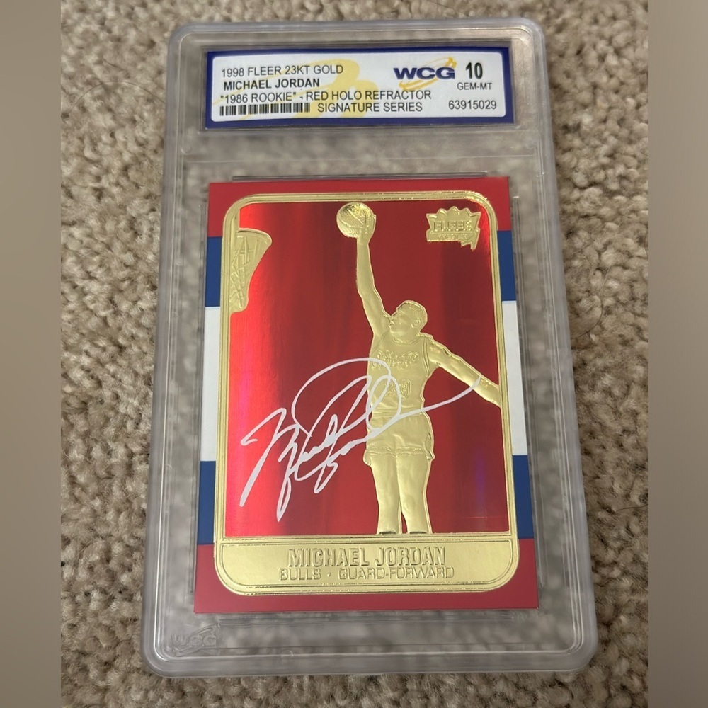 Michael Jordan 1998 Fleer 23K Red Holo Refractor Rookie w Signature GEM 10